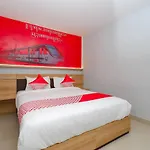 Oyo 2545 Maddava House
